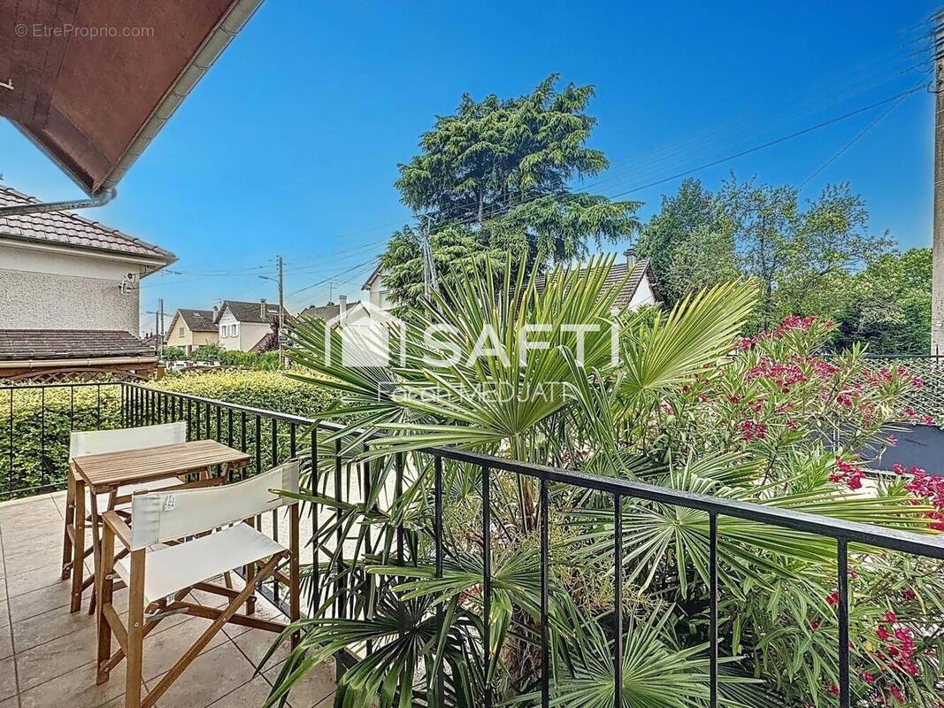 Photo 1 - Maison à TAVERNY