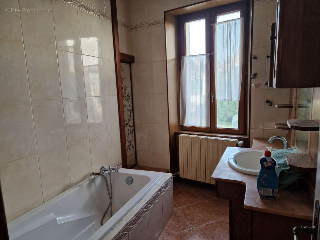 Maison à CHAMBEUGLE