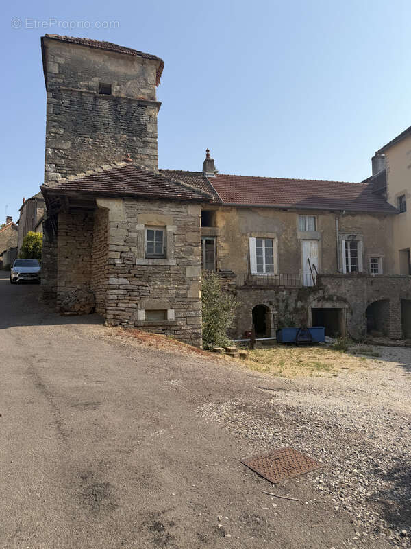 Ensemble immobilier à rénover - photo 16