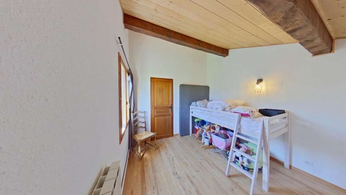 Maison à SAINT-PIERRE-DELS-FORCATS