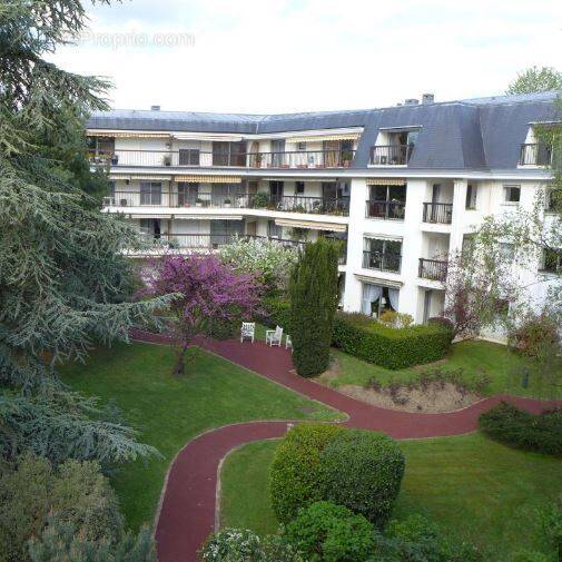 Appartement à BOURG-LA-REINE