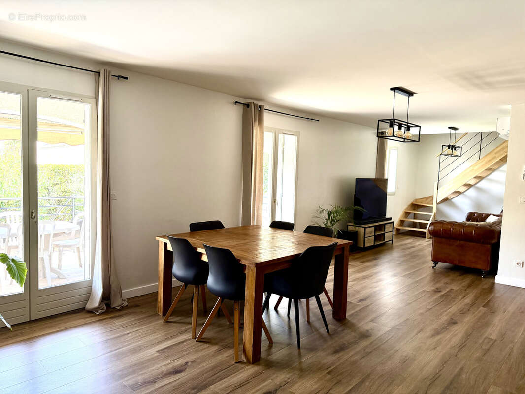 Générac, maison familiale T8 de 172m2 prête à vivre - photo 7