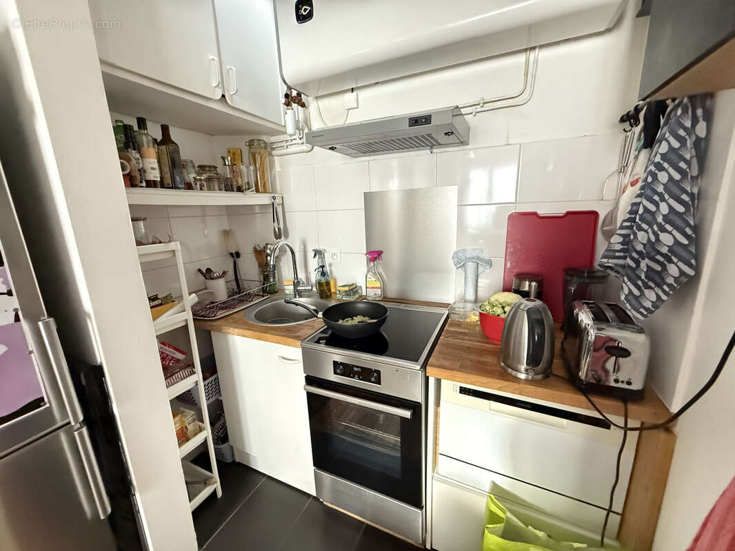 Appartement à PARIS-18E