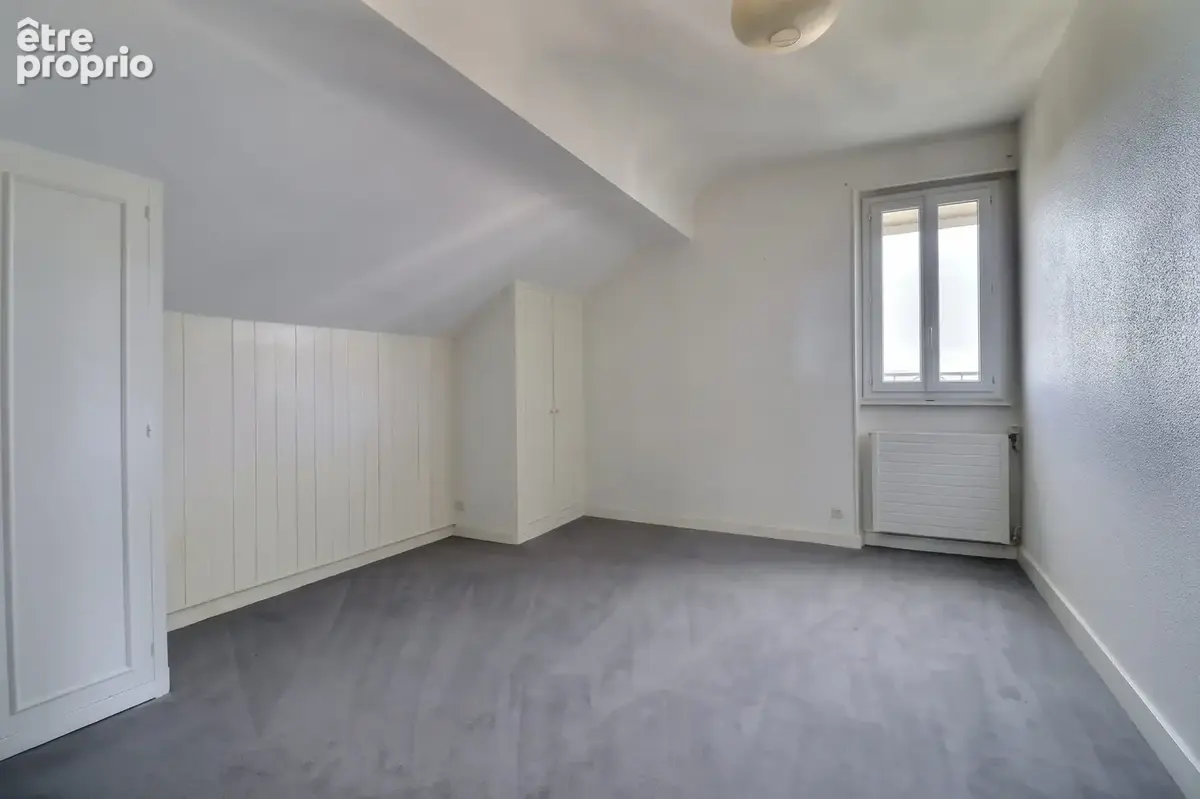 Appartement 4 pièces 75 m² à vendre à Chamalieres (63400) - photo 7