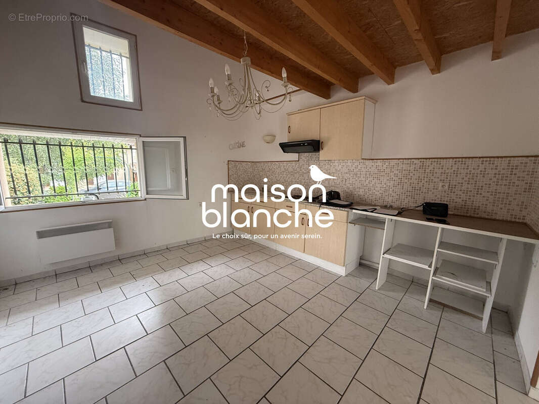 Maison 92 m² à Orignolles  - photo 3