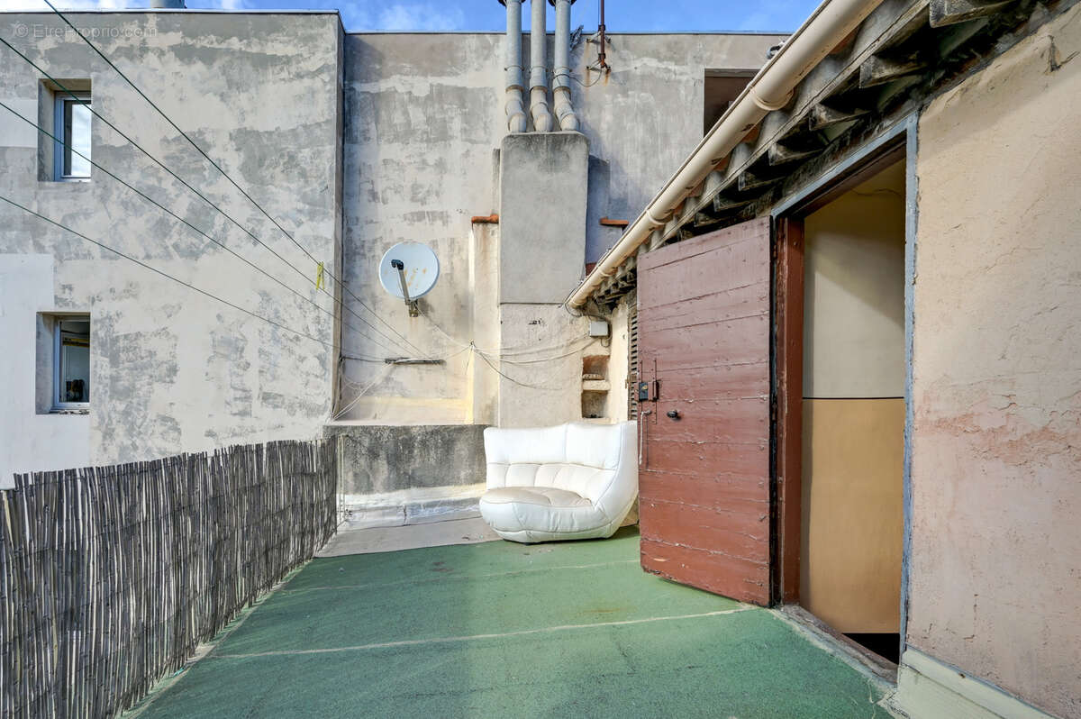 Appartement à MARSEILLE-6E