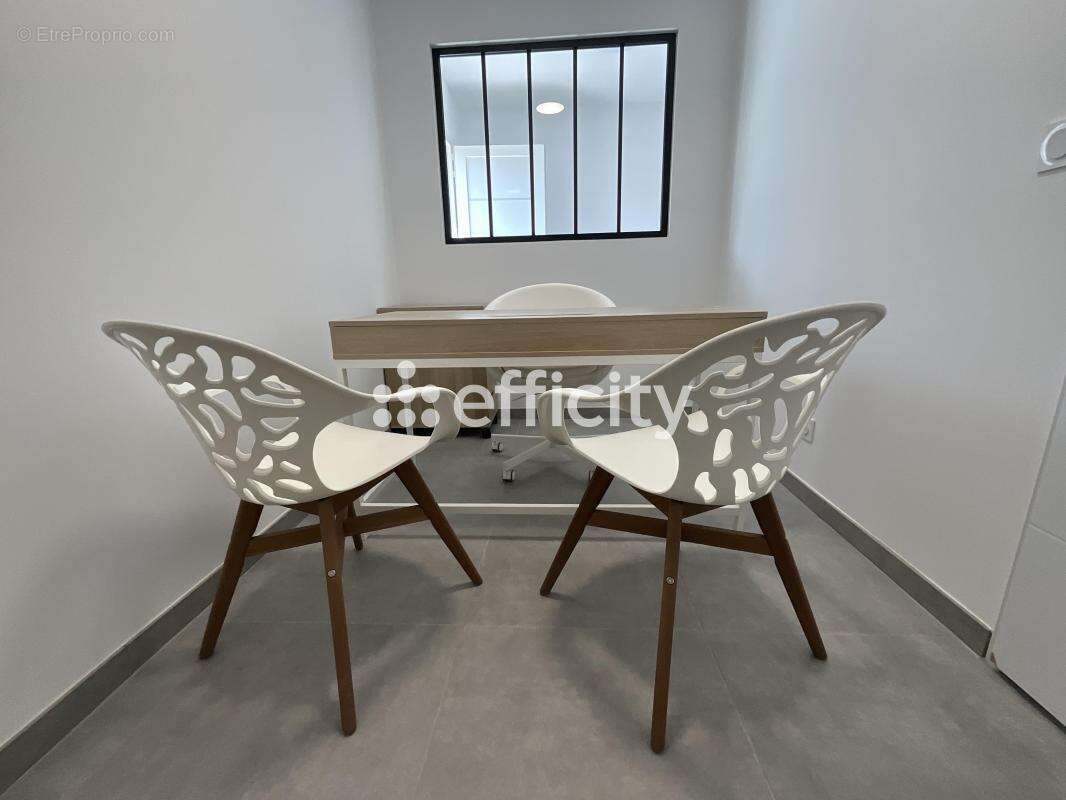 Maison 232 m² à Chomerac  - photo 19