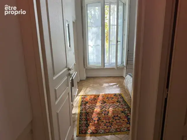 ORLEANS-RECOUVRANCE- Appartement ancien de 121m2 en duplex avec garage- - photo 22