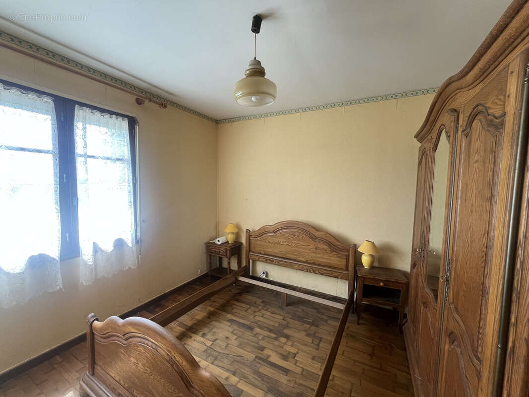 Maison à COMMES