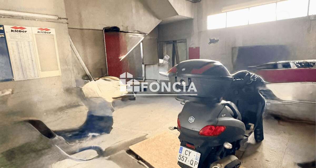 Appartement à LES PAVILLONS-SOUS-BOIS