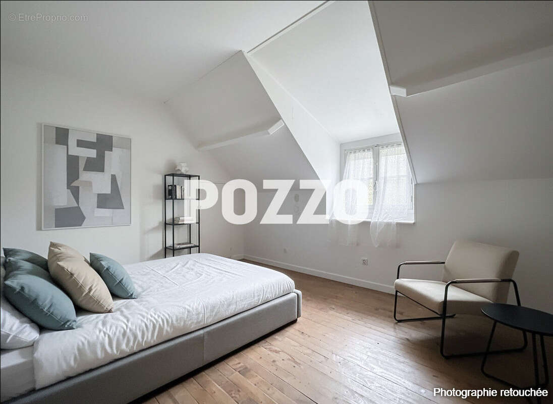 Maison à CHERENCE-LE-HERON