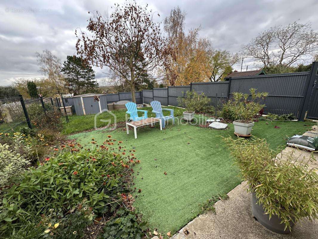 Maison à JAUNAY-CLAN