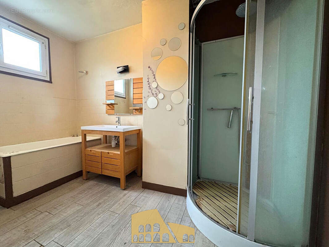 Maison à BOUCHEMAINE