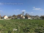 Terrain à CLAYE-SOUILLY