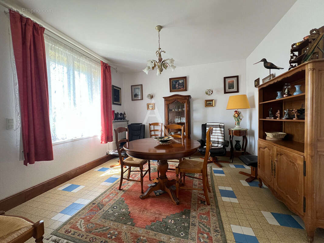 Maison à MONTRICHARD