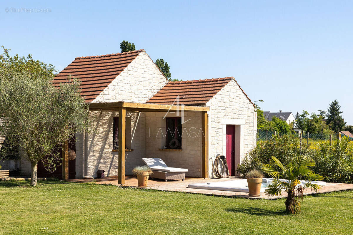 Maison à THORIGNY-SUR-MARNE