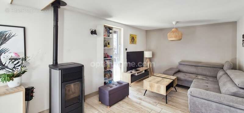 Maison à PLANCHER-BAS