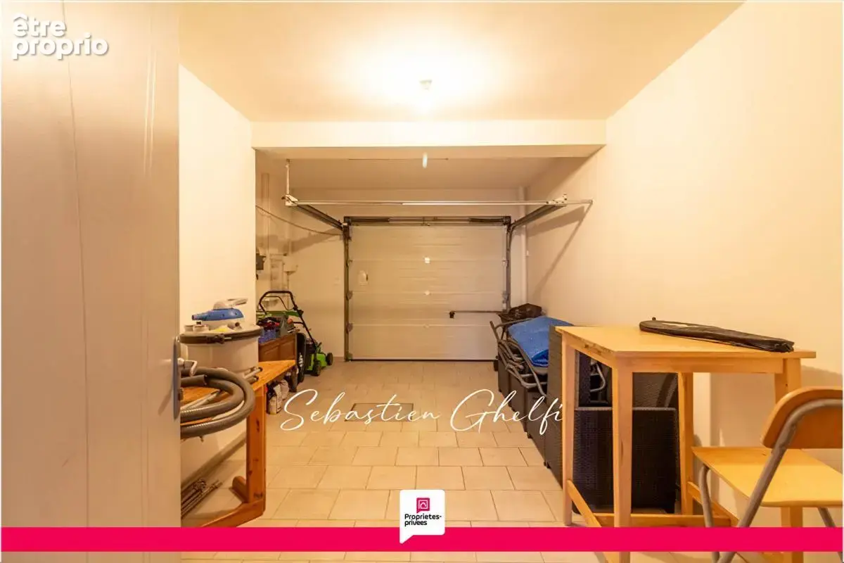 Maison avec 4 chambres- 2 salles d''eau-2 wc-cellier-garage - photo 16