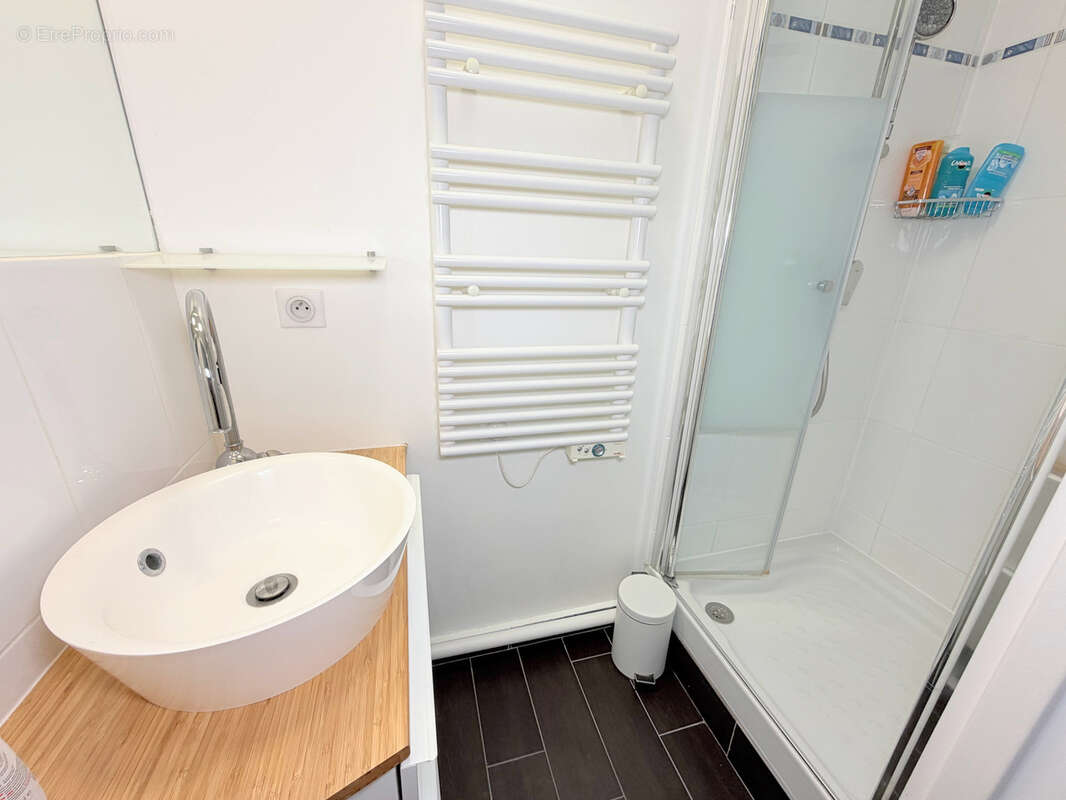 Appartement à SURESNES