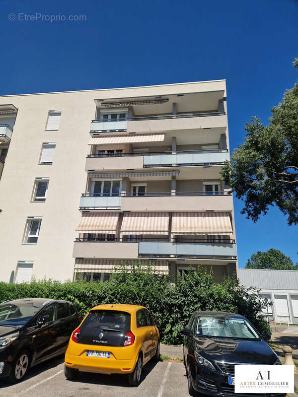 Appartement 76 m² à Montelimar  - photo 3