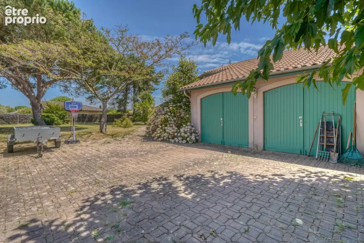 Maison 8 pièces de 261m2 parcelle de 2849m2 - photo 20