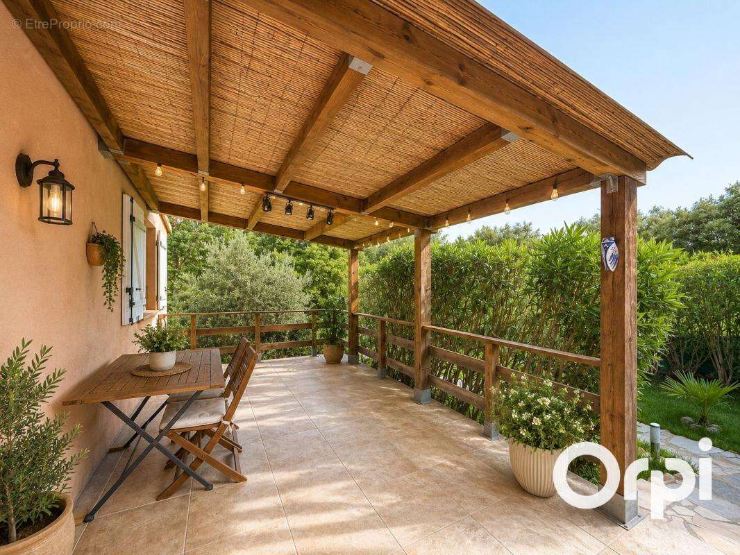 Maison à PORTO-VECCHIO