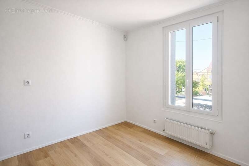 Maison à vendre 5 pièces ARGENTEUIL (95)- Proche centre ville - photo 4