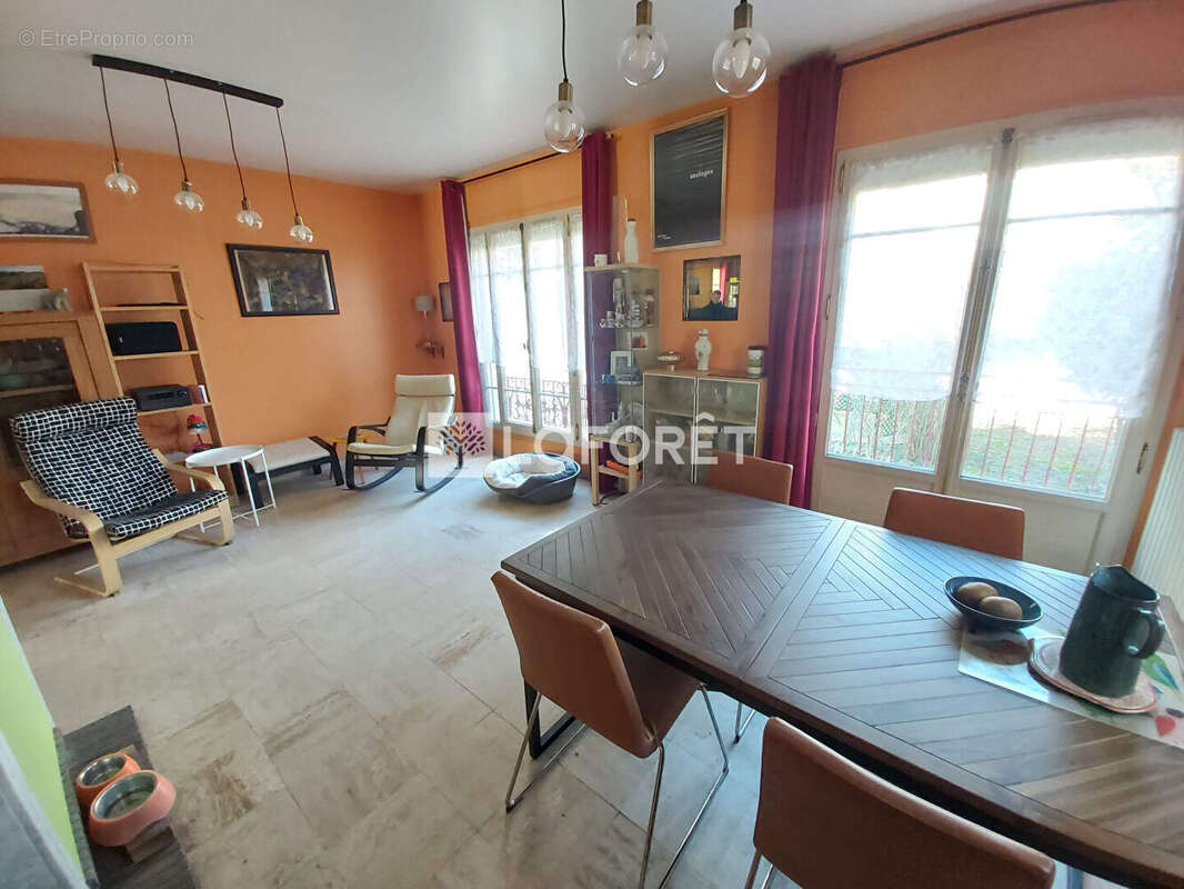 Maison à VILLEMOMBLE