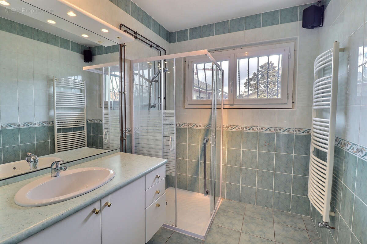 THONON, proche lac, maison 4 pièces 93m2, 3 chambres - photo 6