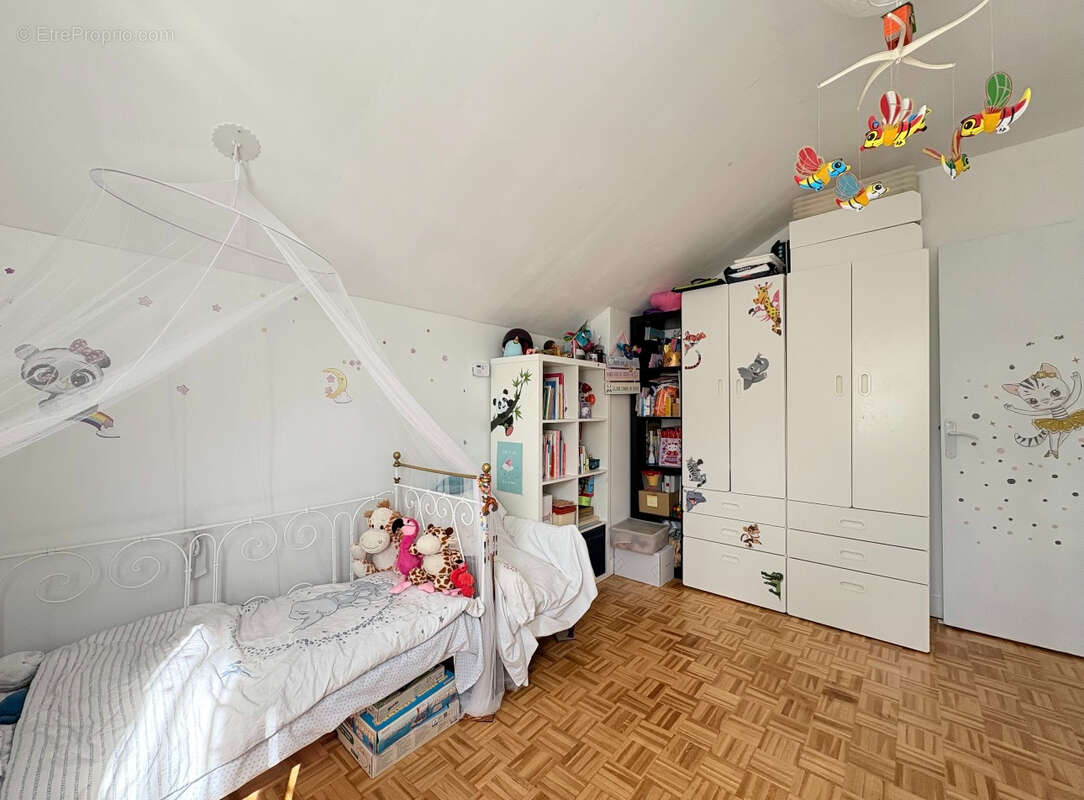 Maison à SAINT-CYR-L'ECOLE