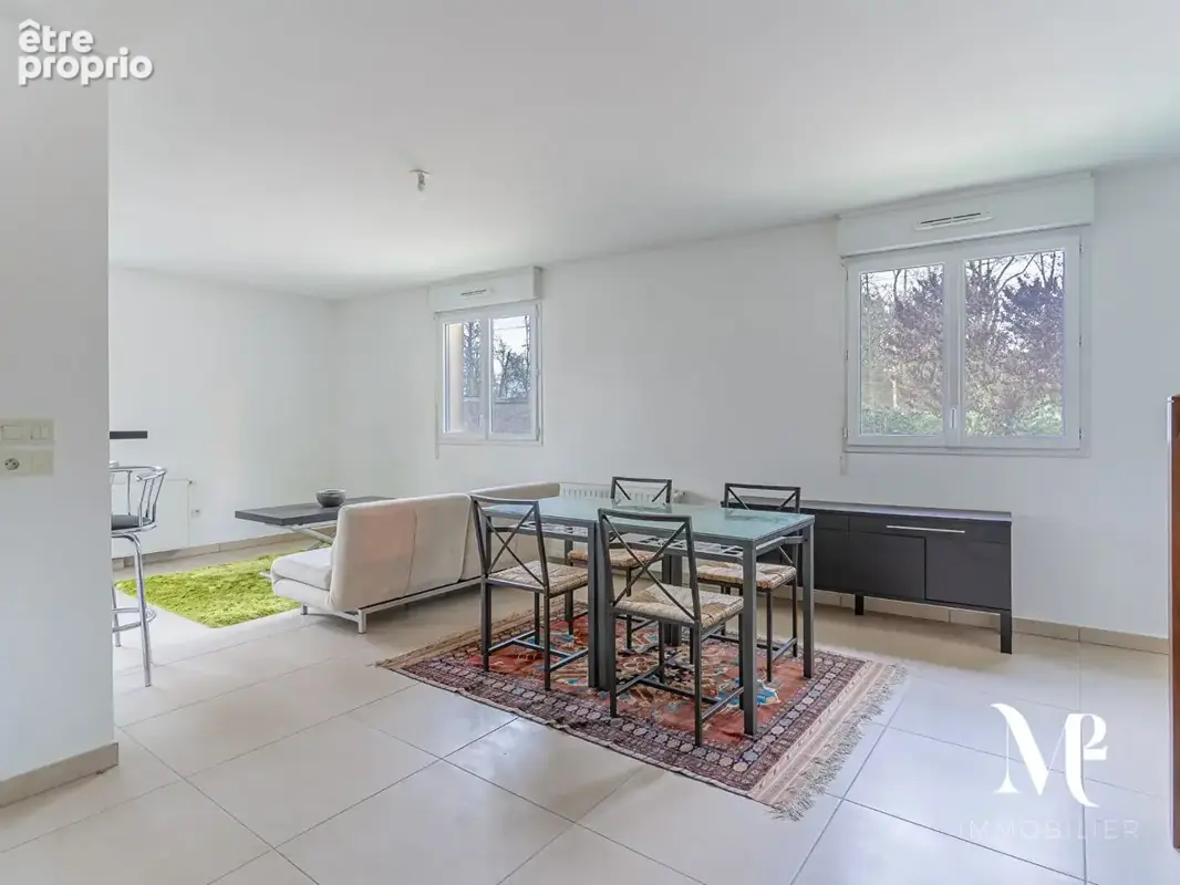Appartement T3 en duplex - 70m² + toit-terrasse - photo 4