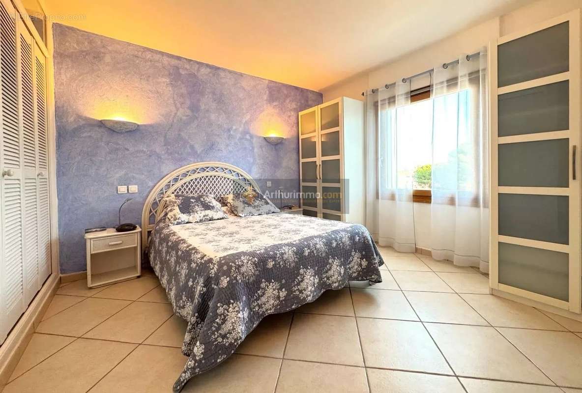 Appartement à LES ISSAMBRES