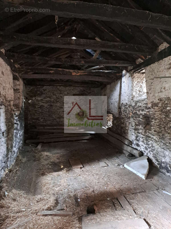 Maison à SENECHAS