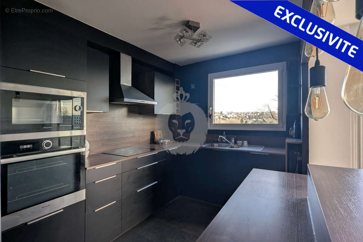 Appartement à SAINT-MAUR-DES-FOSSES