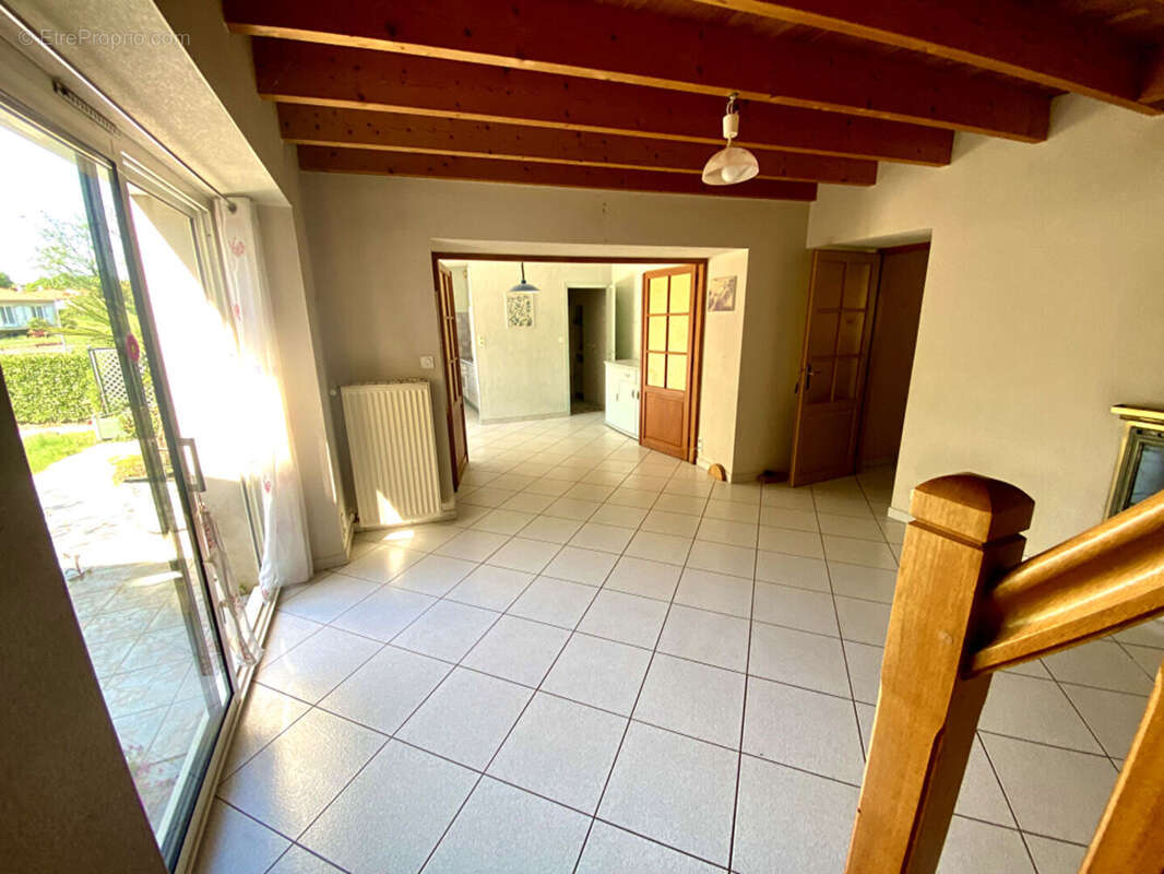 Maison à LES CLOUZEAUX