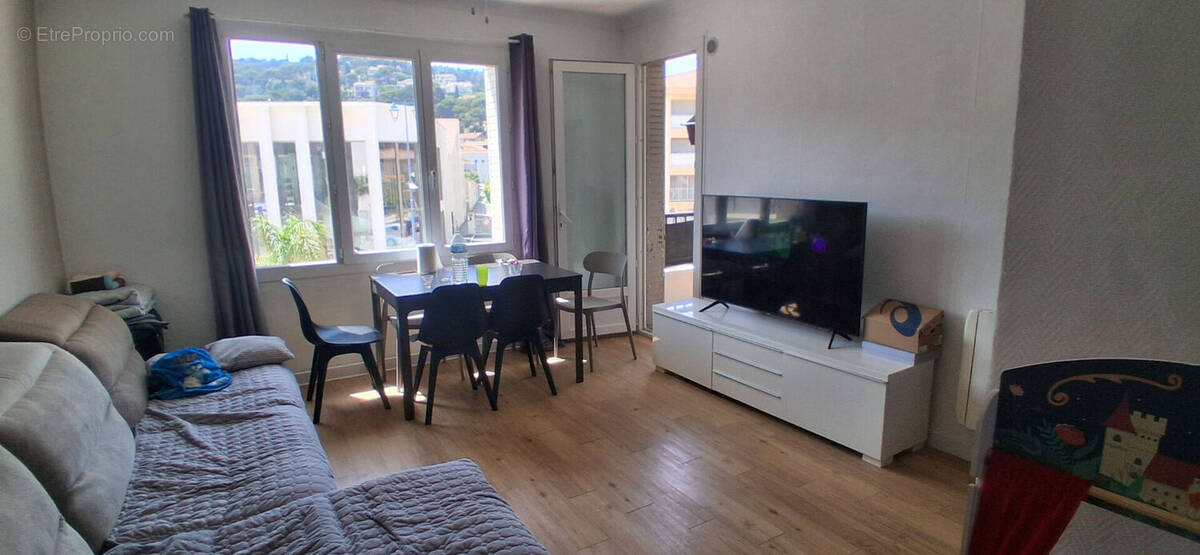 Appartement à SAINT-MANDRIER-SUR-MER