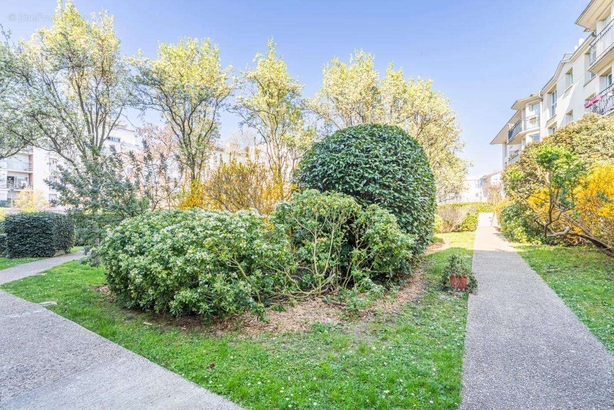 Appartement à NANTERRE