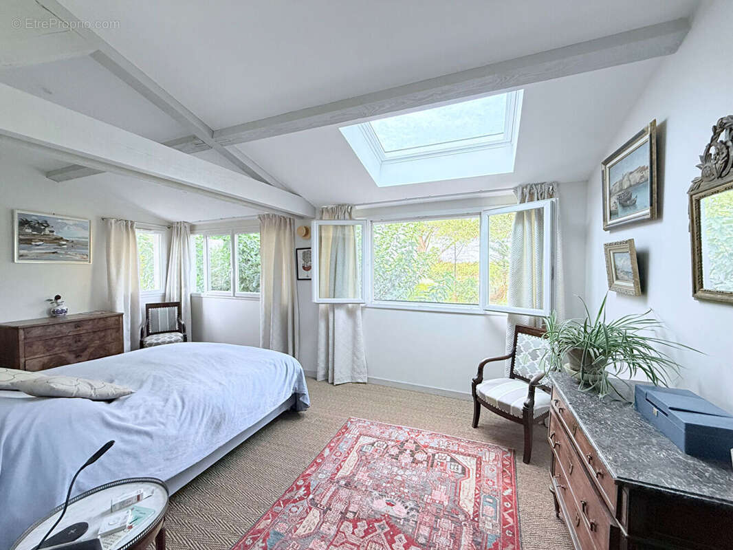 Maison à ESPONDEILHAN