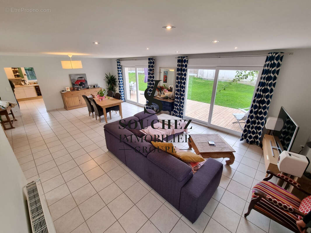 Maison à FREVIN-CAPELLE