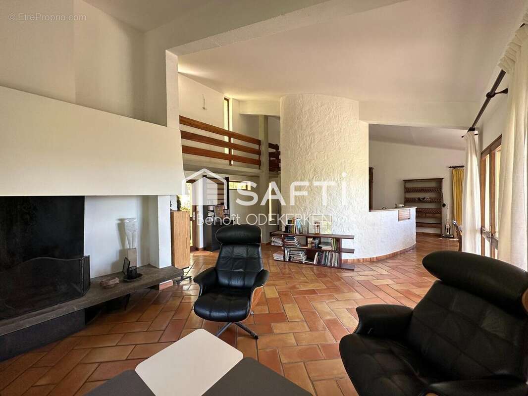 Maison 191 m² à Manosque  - photo 6