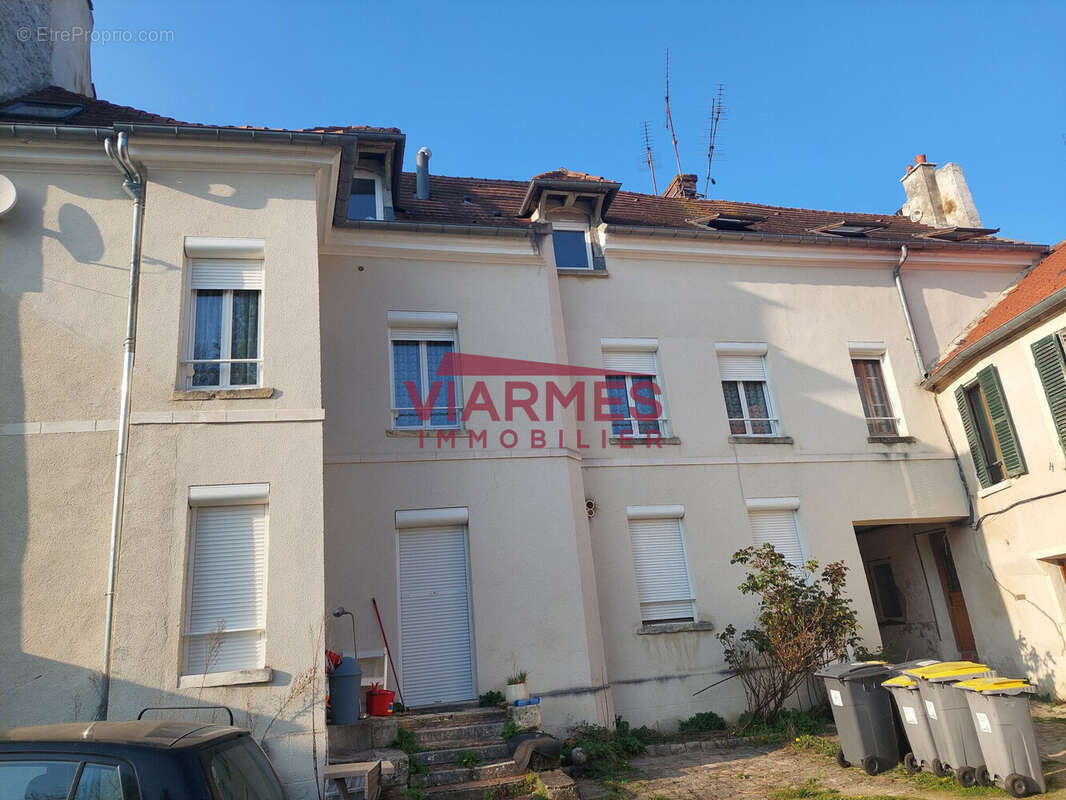Appartement à LUZARCHES