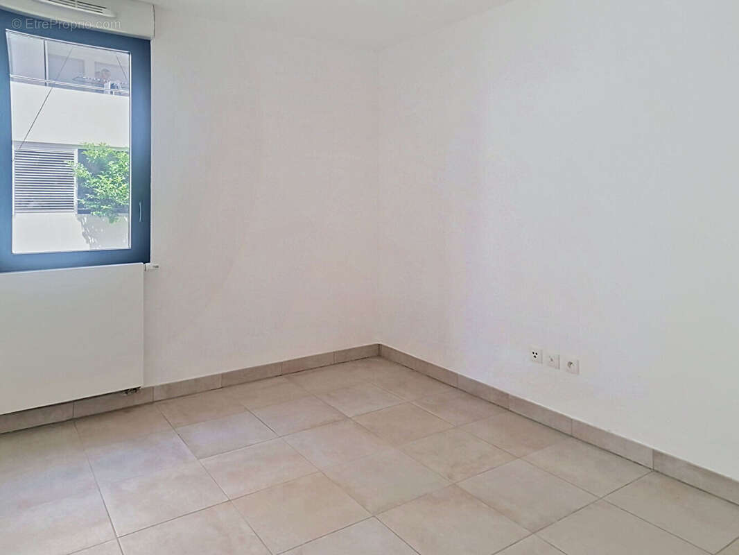 Appartement Montpellier 2 pièce(s) 40 m2 terrasse 9.8 m2 - photo 5
