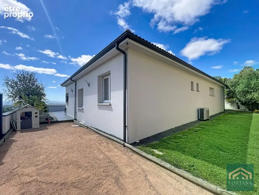 Maison 5 pièces 222 m² à vendre à Chateaugay (63119) - photo 5