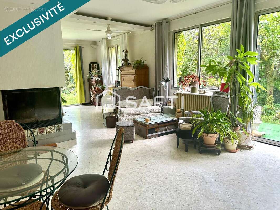 Photo 2 - Maison à LAROQUE-D'OLMES