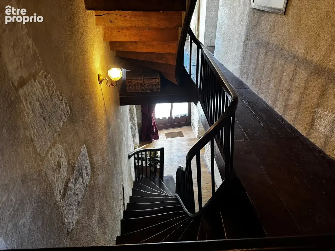 Élégante maison de village du XVIIème siècle - photo 13