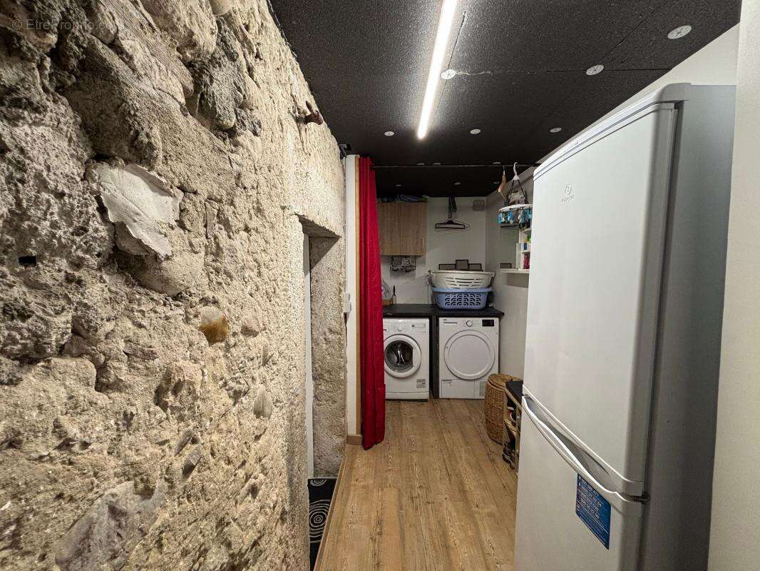 Maison à SAINT-ETIENNE-DE-CROSSEY