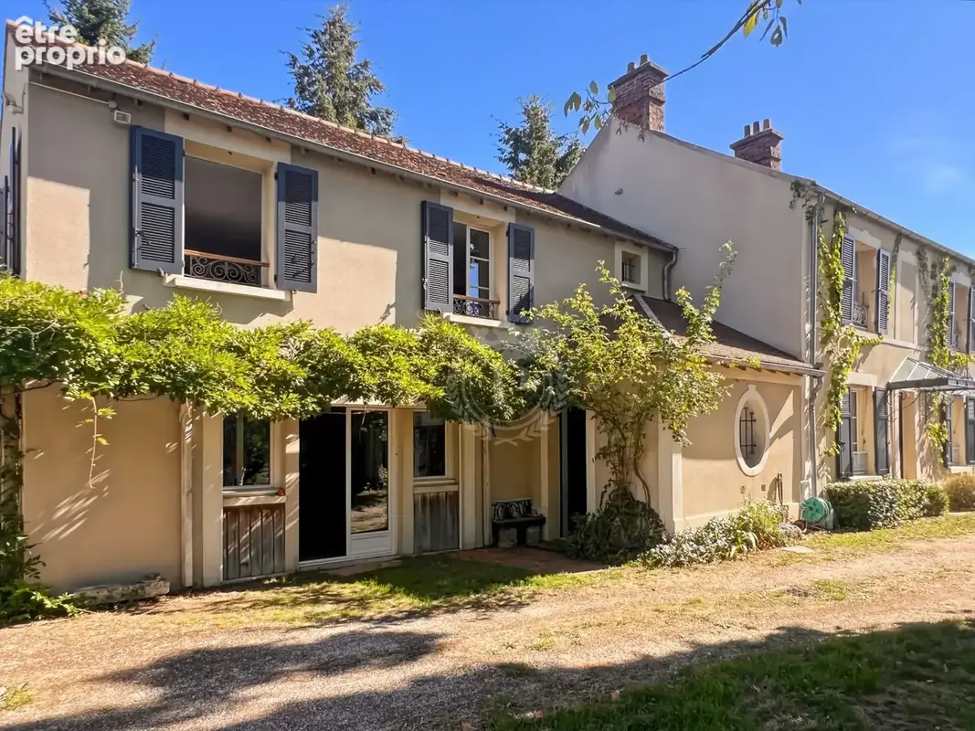 Maison 9 pièces 274 m² à vendre à Plaisir (78370) - photo 2