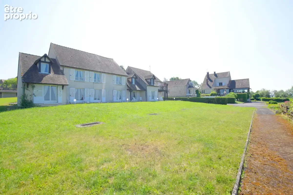 Domaine hôtelier aux portes du Morvan   Vue sur Vézelay - photo 8