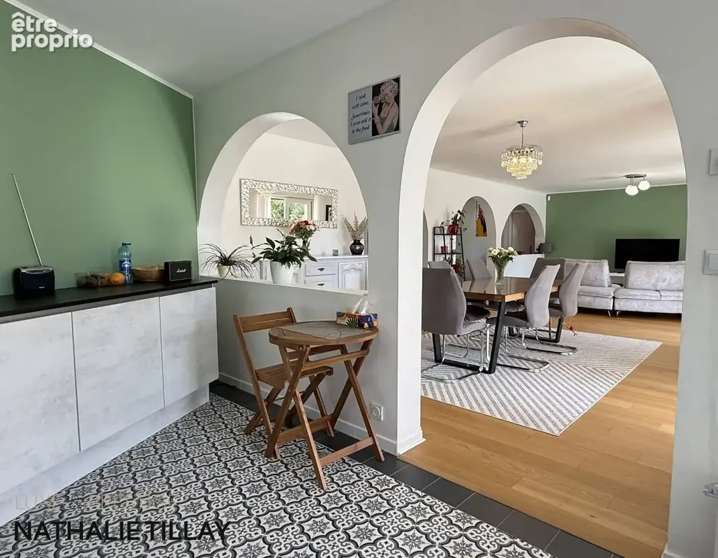 SAINT PRYVE SAINT MESMIN, maison a vendre, piscine et jardin - photo 10