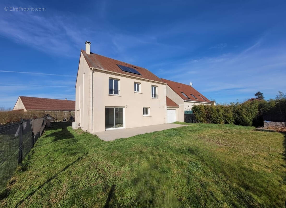 Maison à ABLIS
